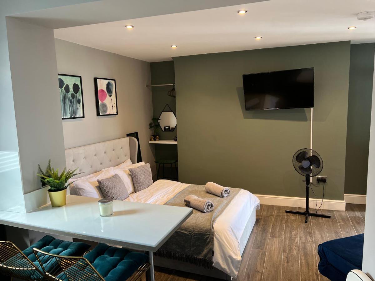 Peaceful & Stylish Brighton Studio Apartment Buitenkant foto